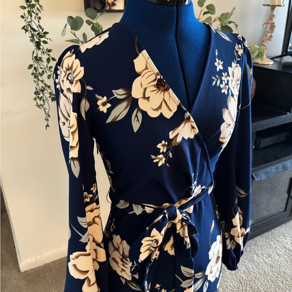 Floral Wrap Dress in Navy Blue - Picture 3 of 6
